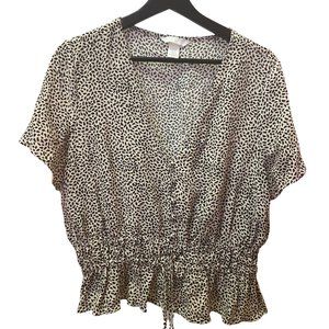 H&M flowy short sleeve top